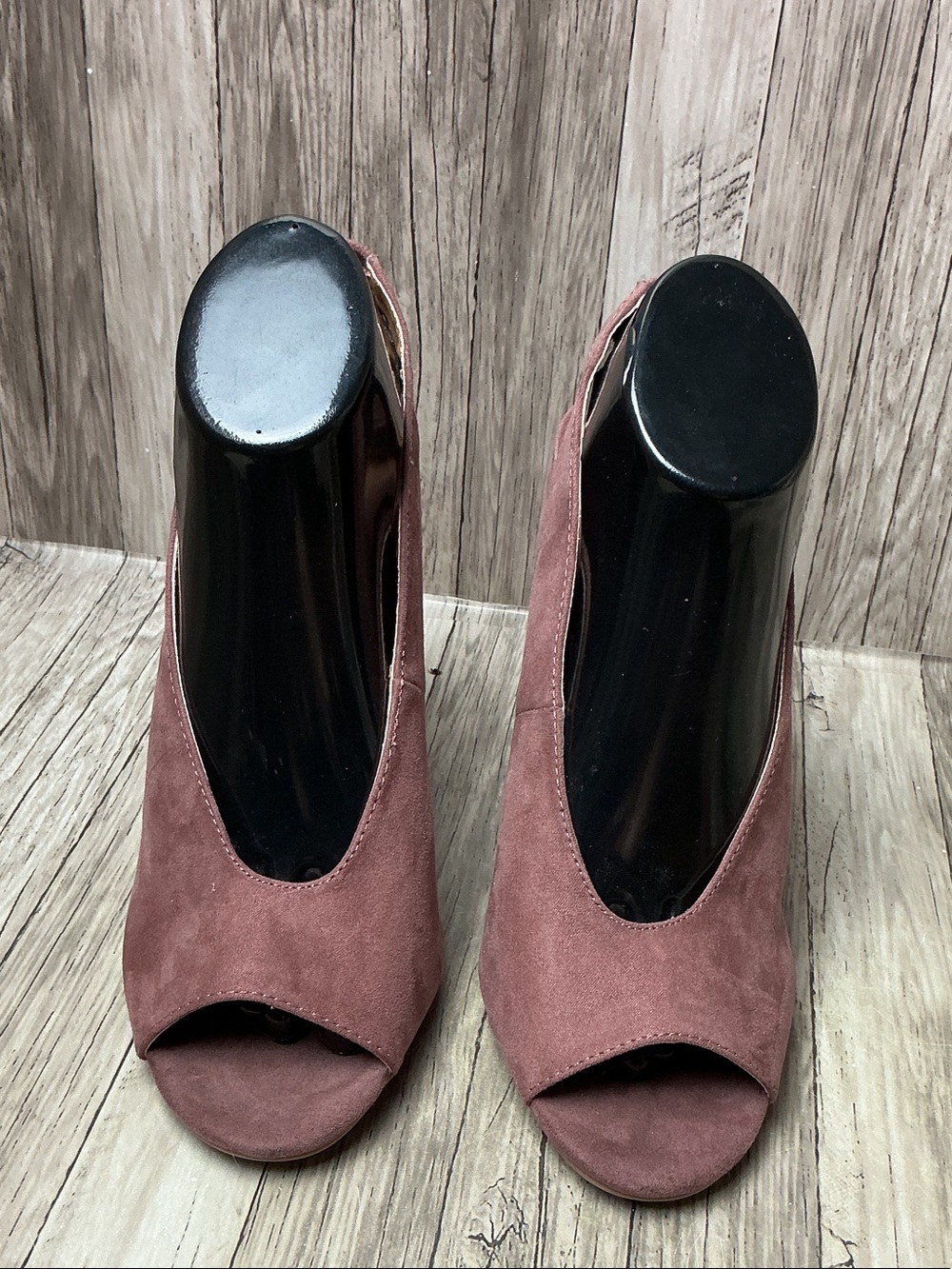 Qupid Suede Open-Toe Pumps in Dusty Mauve